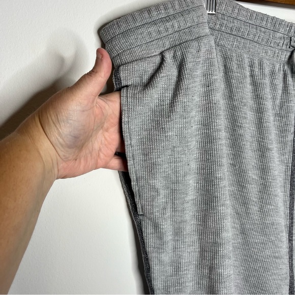 Fabletics Size 4x Grey Go-To Waffle Zip Up Hoodie & Sweatpants Set Lightweight - Picture 9 of 14